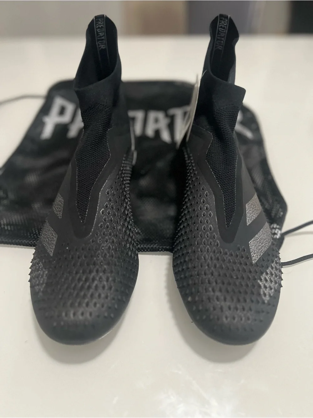 adidas Predator Men’s Black with Silver Accents Soccer Cleats Sz 13